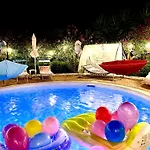 Mirella Charming 4* אלברובלו