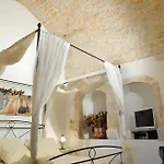 Mirella Charming 4* אלברובלו