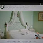 Frühstückspension Mirella Charming 4*
