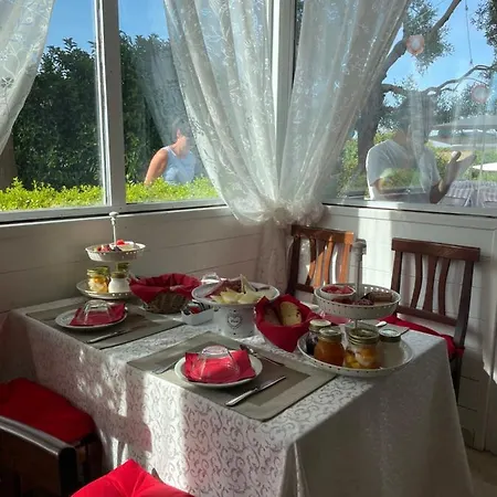 Mirella Charming Bed & Breakfast Alberobello