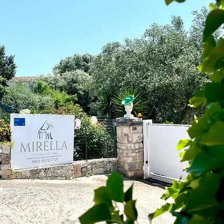 Mirella Charming 4* アルベロベッロ