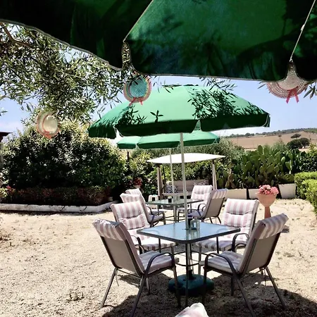 Mirella Charming Bed & Breakfast 4*