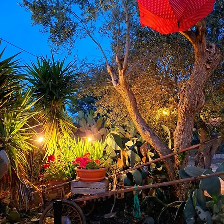 Mirella Charming アルベロベッロ