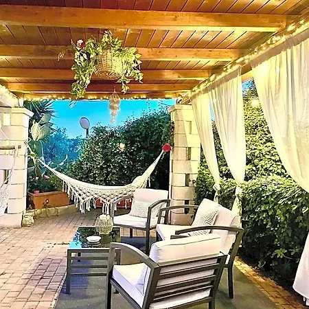 Nocleg ze śniadaniem Mirella Charming 4*