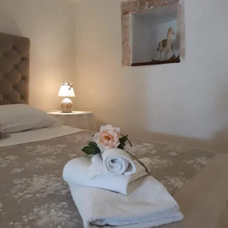 Bed & Breakfast Mirella Charming 2*