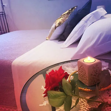 Mirella Charming Bed & Breakfast 2*
