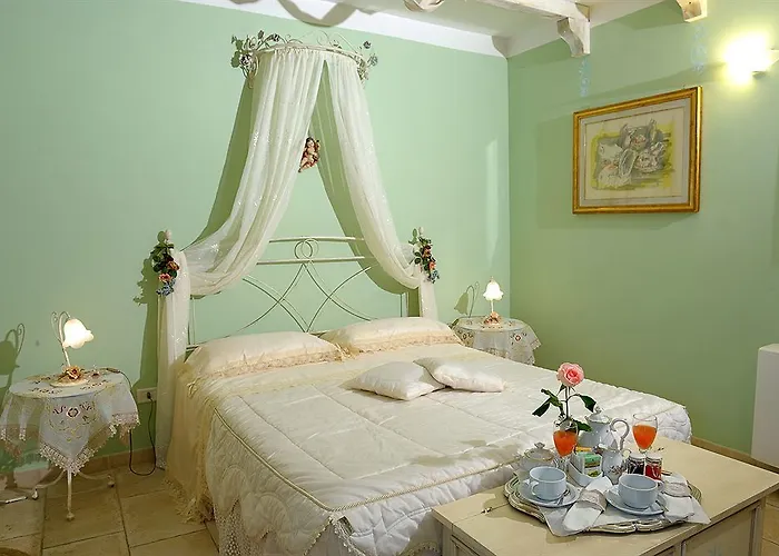 Bed & Breakfast Mirella Charming 4*