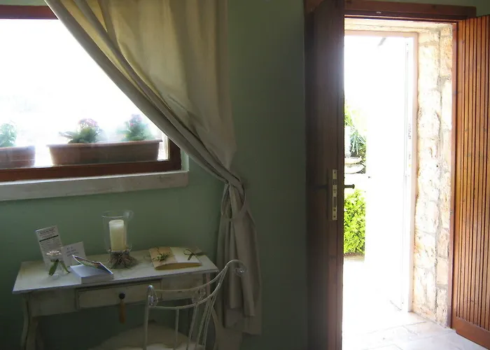 Bed & Breakfast Mirella Charming 4*